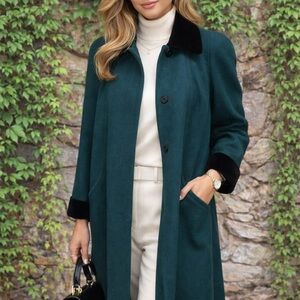 VINTAGE ALORNA Wool Peacoat with Velvet Trim, 14P